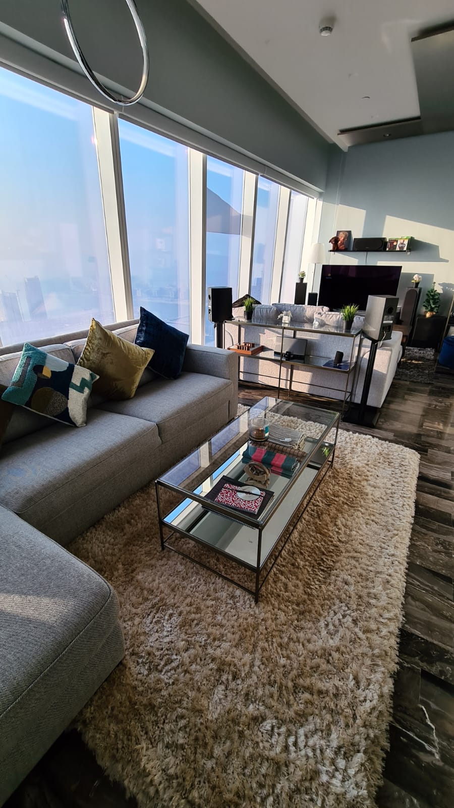 2 BR apartment in Damac Heights/ Dubai Marina